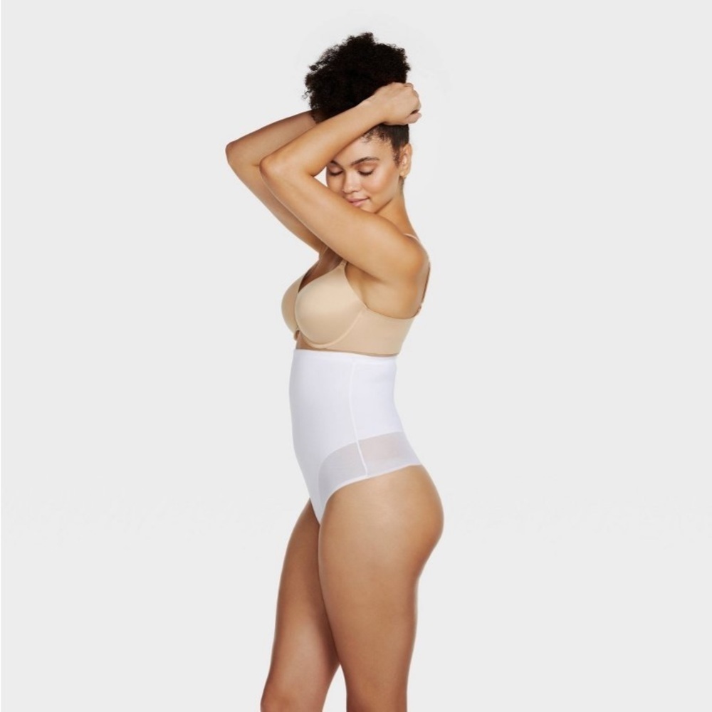 SlimShaper by Miracle Brands Women's
High Waist Thong - White XXL